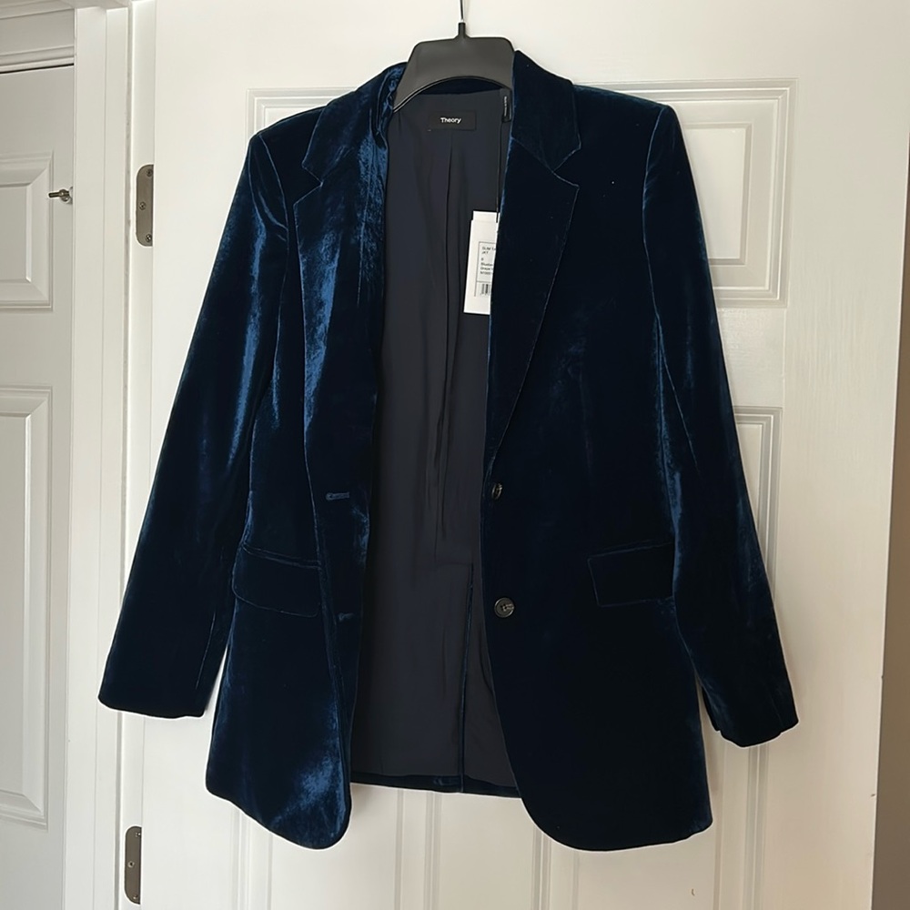 Theory NWT velvet blazer
